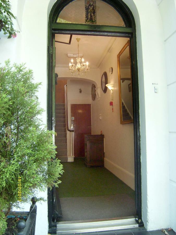 St Martins Guest House Дувър Екстериор снимка
