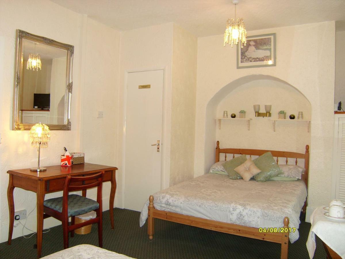 St Martins Guest House Дувър Екстериор снимка