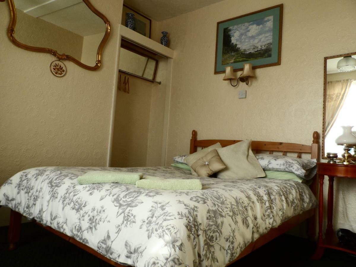 St Martins Guest House Дувър Екстериор снимка