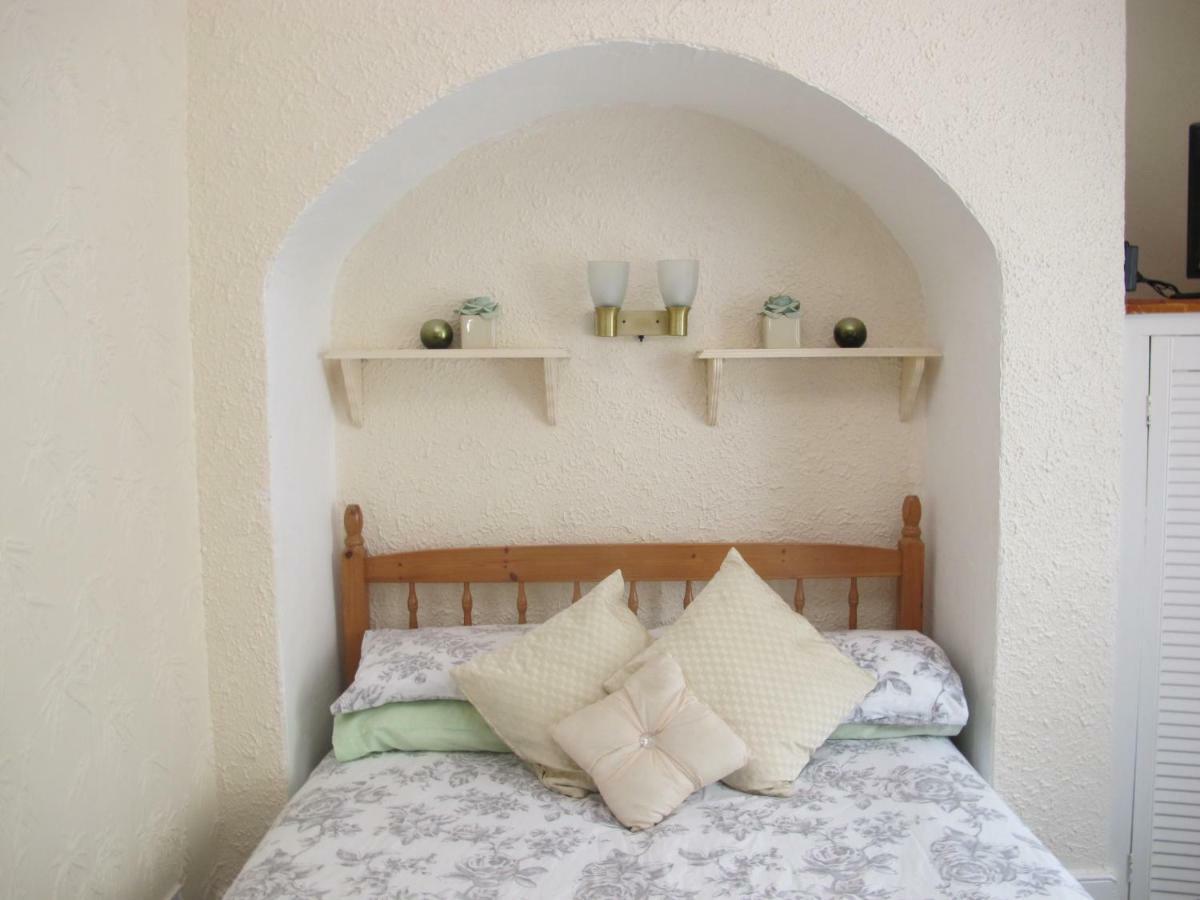 St Martins Guest House Дувър Екстериор снимка