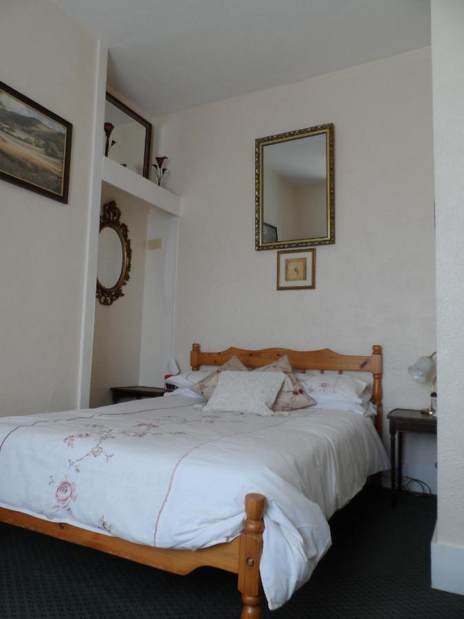 St Martins Guest House Дувър Екстериор снимка